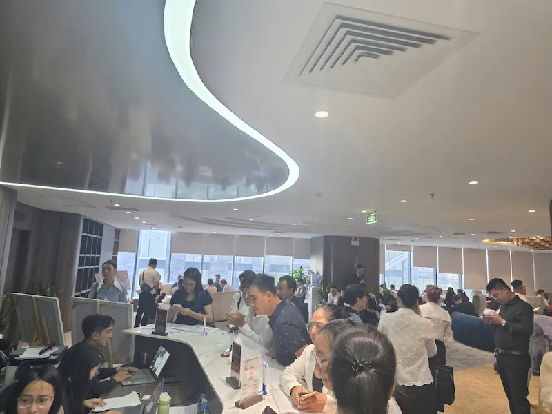 Hàng nghìn căn chốt booking trong vài giờ tại Sunshine Legend City 2 Thông tin ra mắt căn hộ và CSBH tại Sunshine Legend City được rất nhiều người quan tâm
